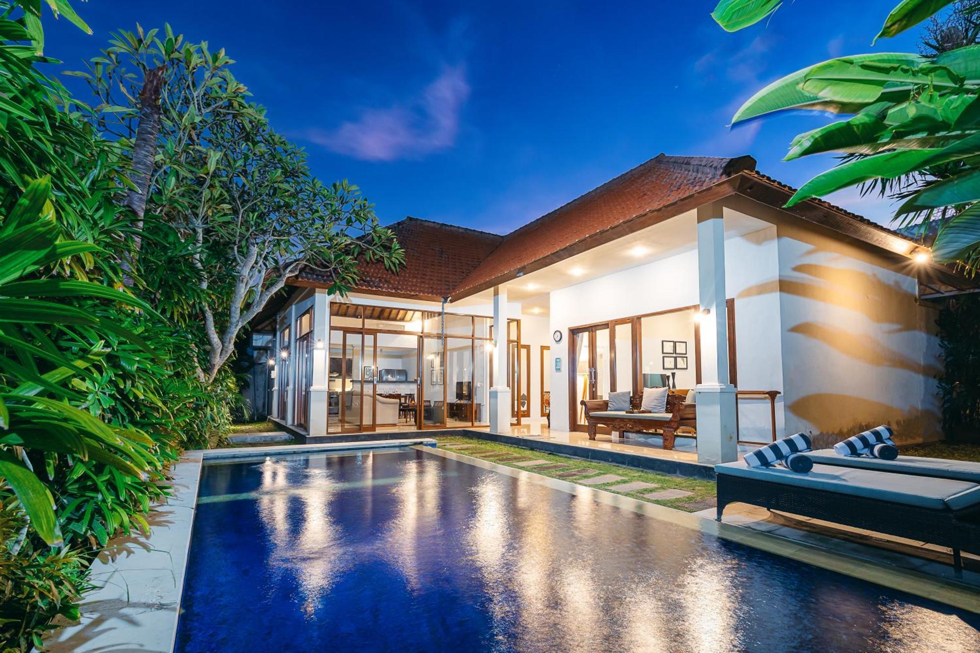 Mahayana Villa Batu Belig - Close To The Beach Canggu Esterno foto
