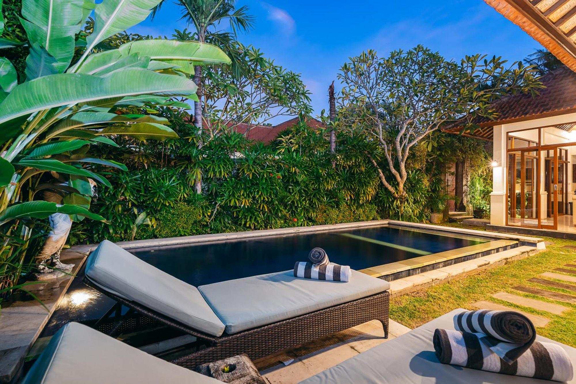 Mahayana Villa Batu Belig - Close To The Beach Canggu Esterno foto