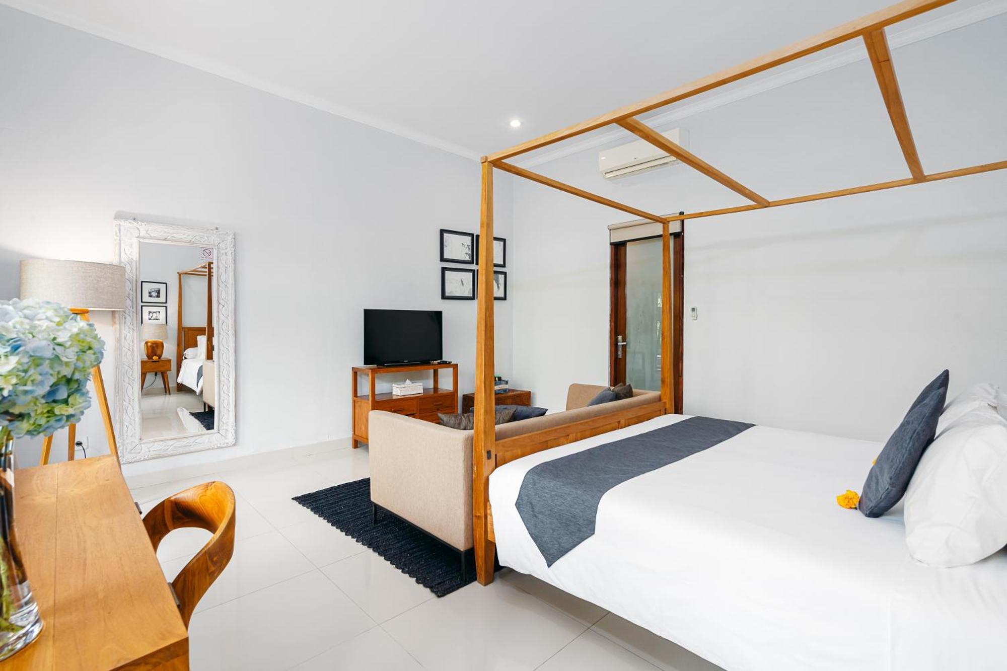 Mahayana Villa Batu Belig - Close To The Beach Canggu Esterno foto