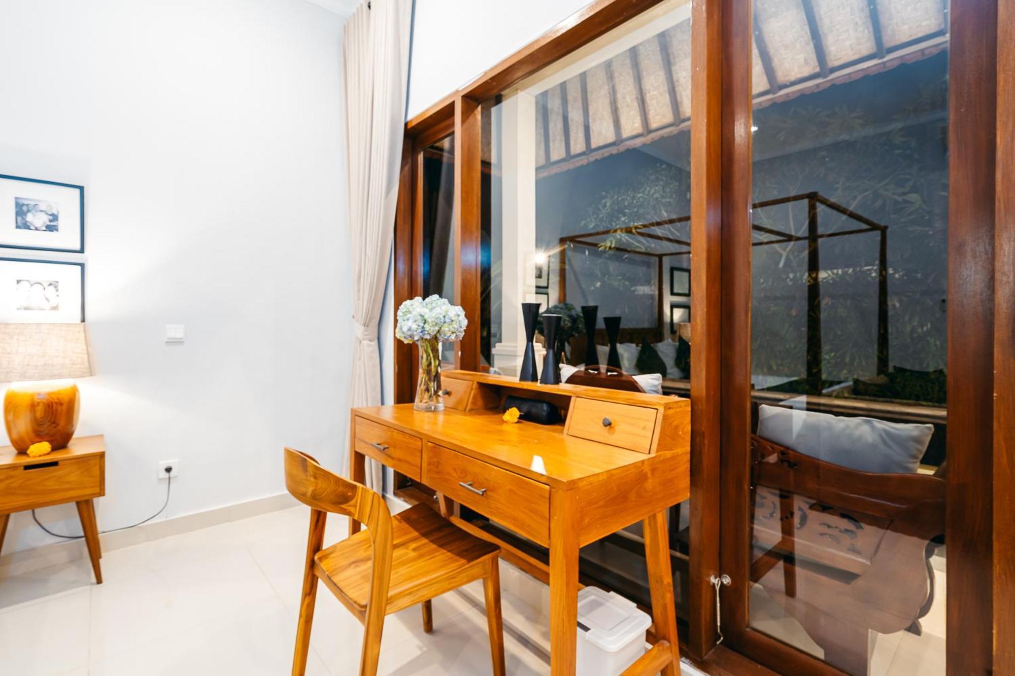 Mahayana Villa Batu Belig - Close To The Beach Canggu Esterno foto